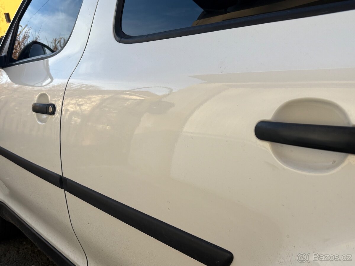 Skoda Yeti 2.0 TDI -81KW -2011 - 13