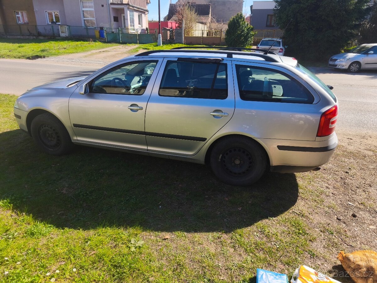 Škoda Octavia 1.6mpi - 13