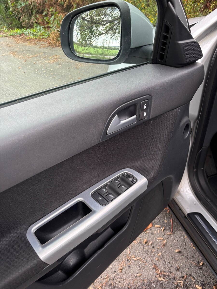Volvo V50 1.6D - 13