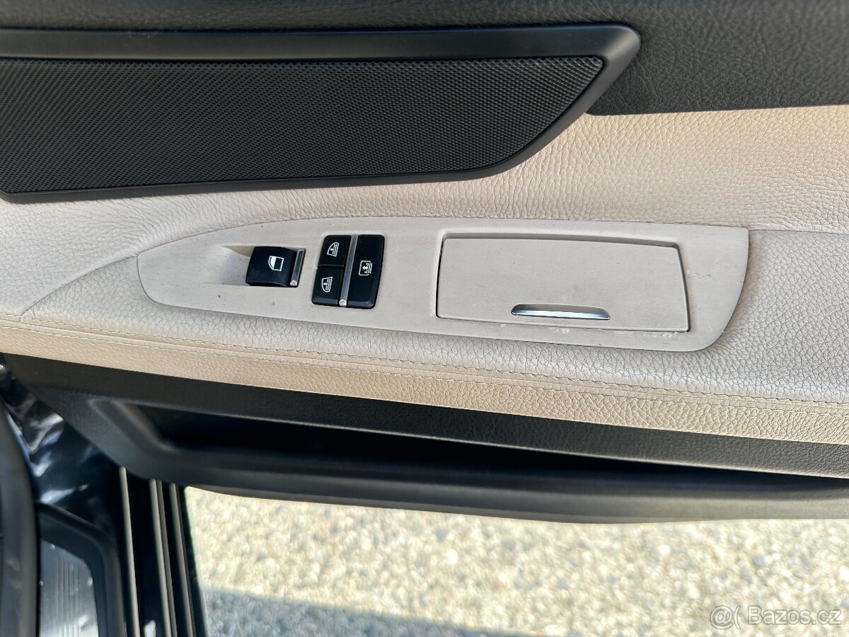 BMW 740D xDrive 2010 - 13