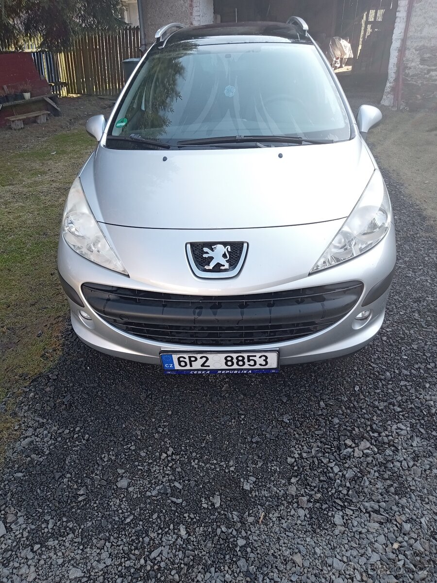 Peugeot 207 sw - 13