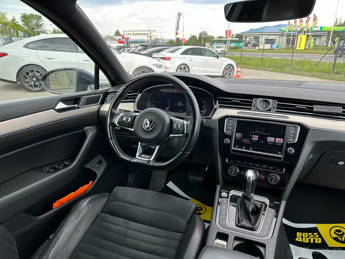 Volkswagen Passat 2015 - 13