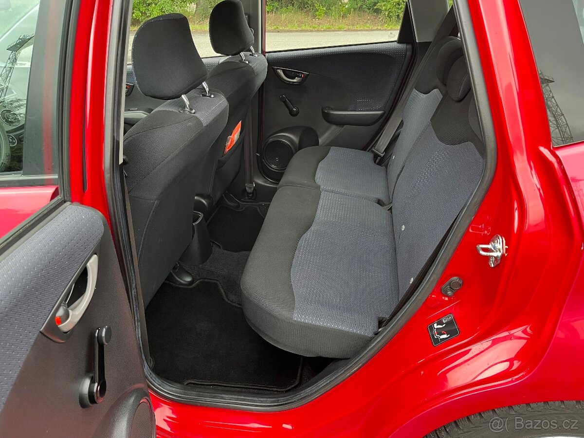 Honda Jazz 1.2i, r. 2010, 86tkm - 13