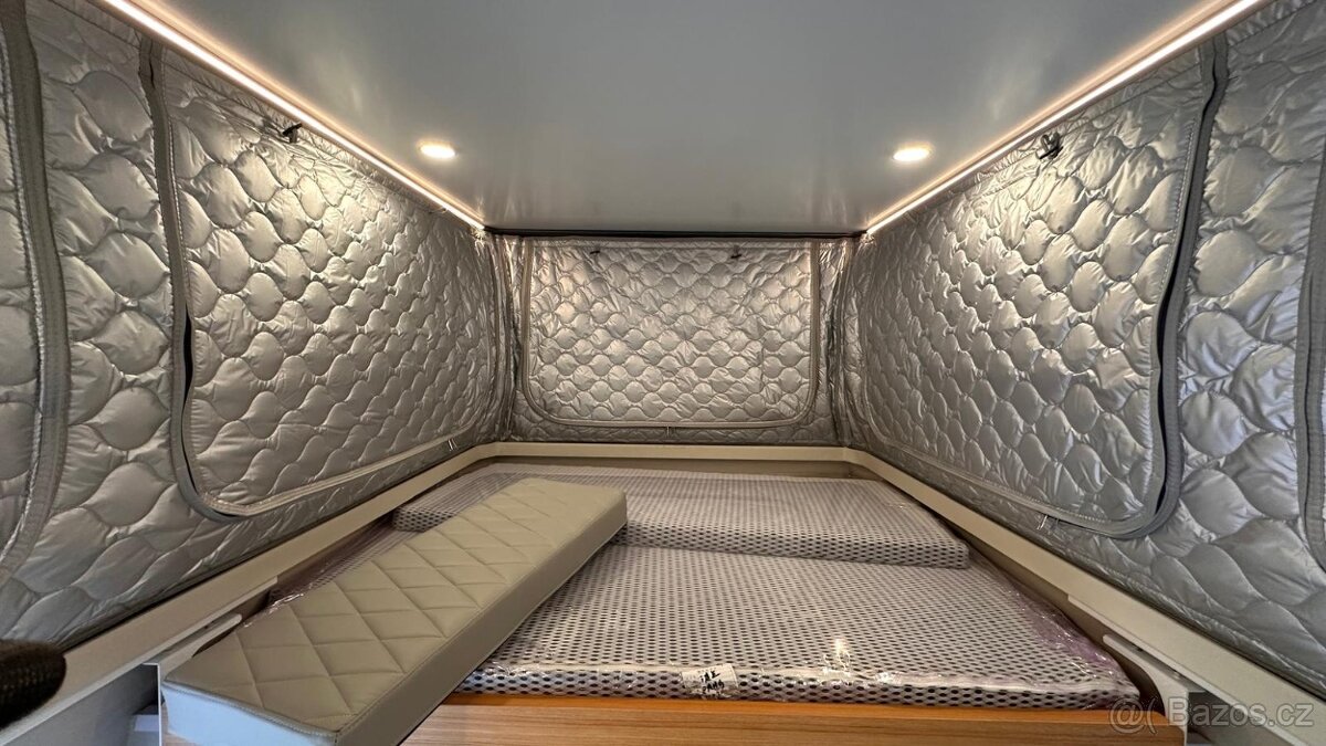 Crossland Adventure Camper Pickup RAM / Ranger OFF-GRID - 13