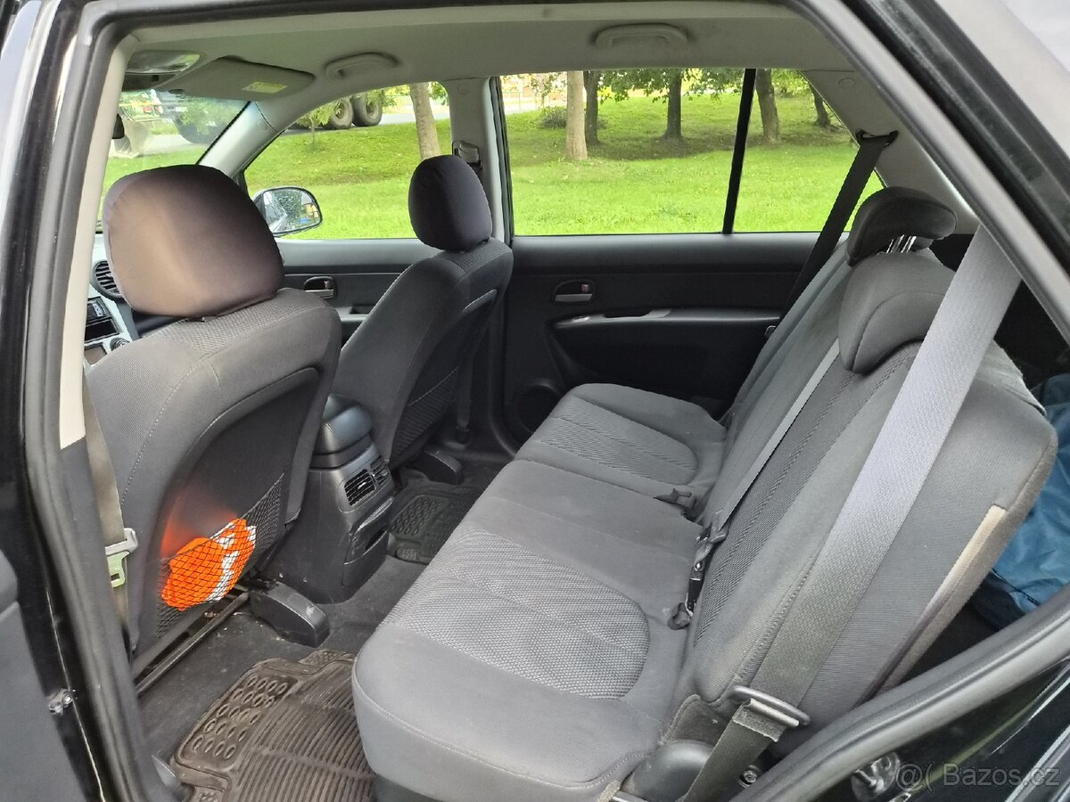 Kia Carens benzin+ LPG klima tažné - 13