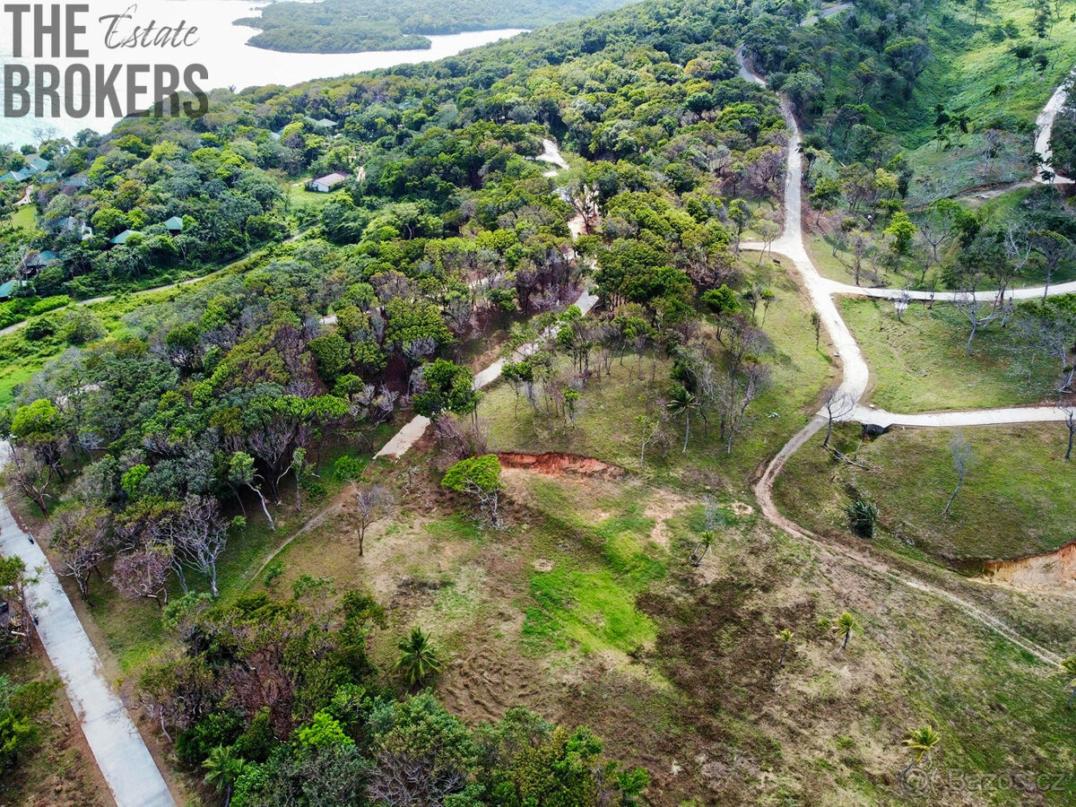 Luna Azul Lot#38, Roatan - 13