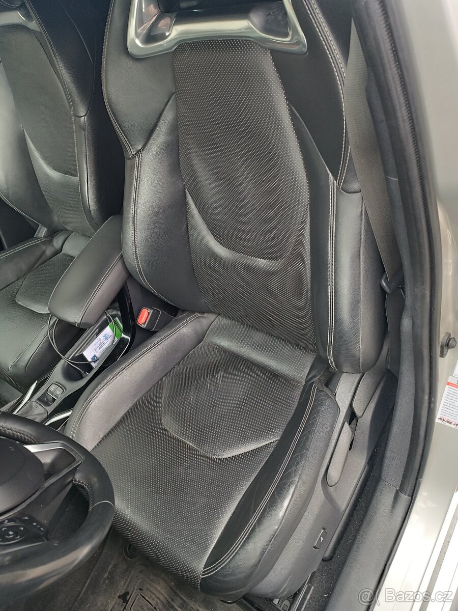 Toyota Corolla 2.0 TS Hybrid - 13