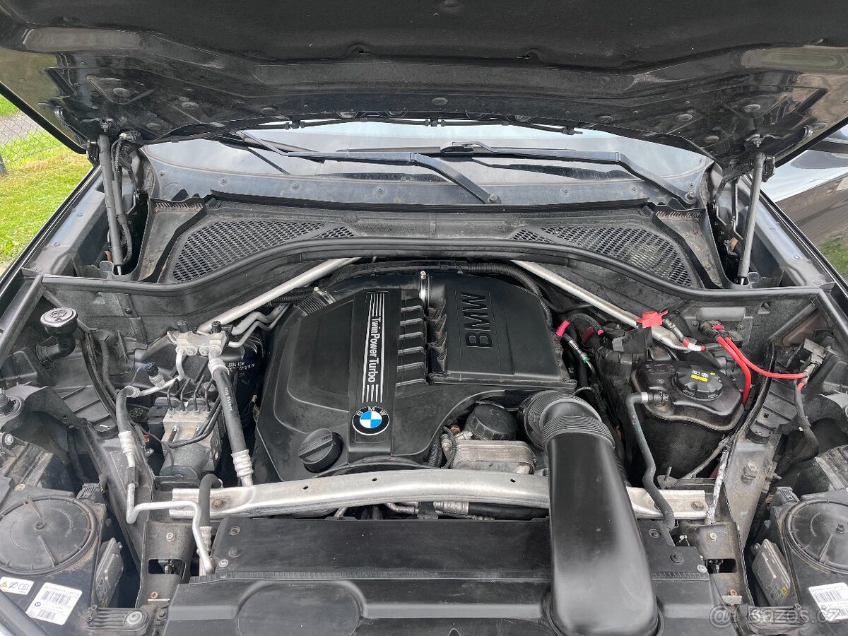 BMW X5 Xdrive35i, nová stk - 13