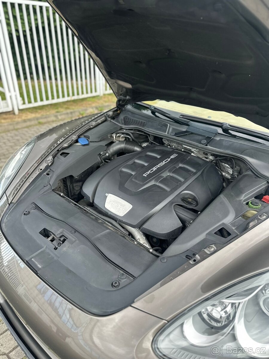 Porsche Cayene 3,0 TDI V6 Tiptronic 180 kW - 13
