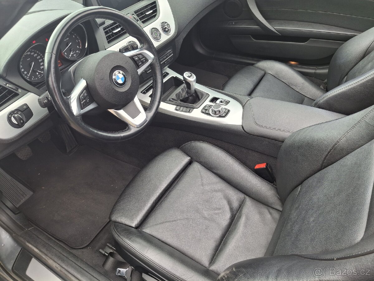 Z4 SDRIVE 35i 310 KW MANUÁL - 13