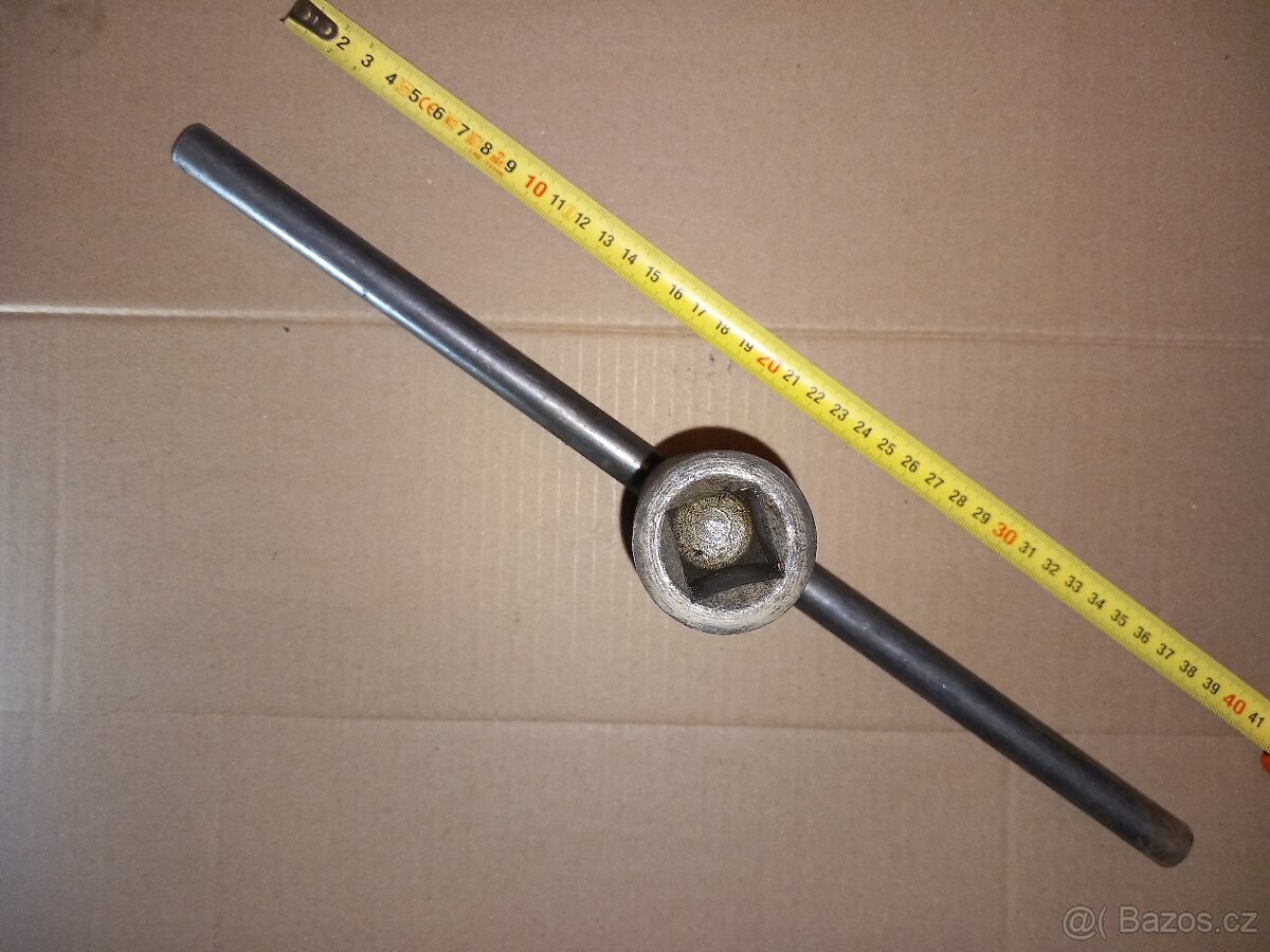 4-HRANNÝ KLÍČ 27, 19, 17 NA SOUSTRUH - 13