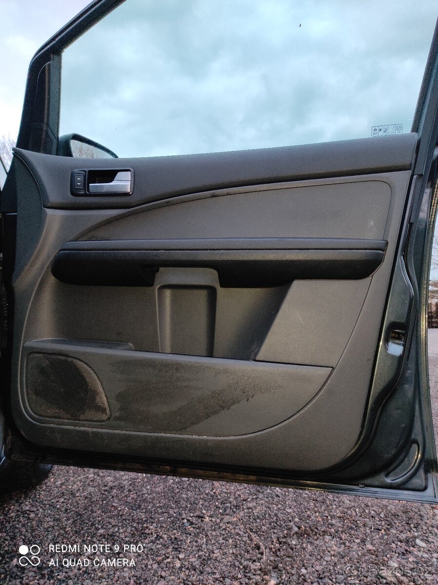 Prodám Ford C-MAX 2005 1.8 92 kW, NOVÁ STK - 13