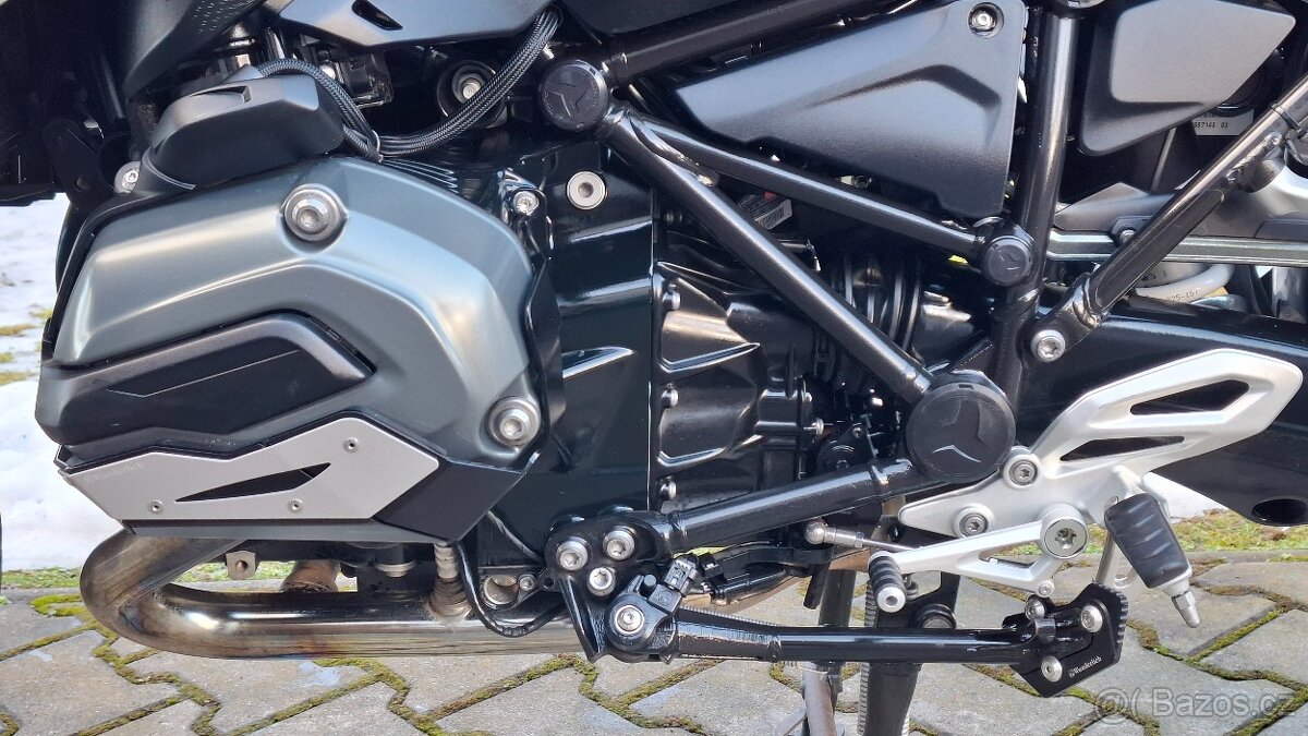 BMW R 1200 RS - Top stav - 13
