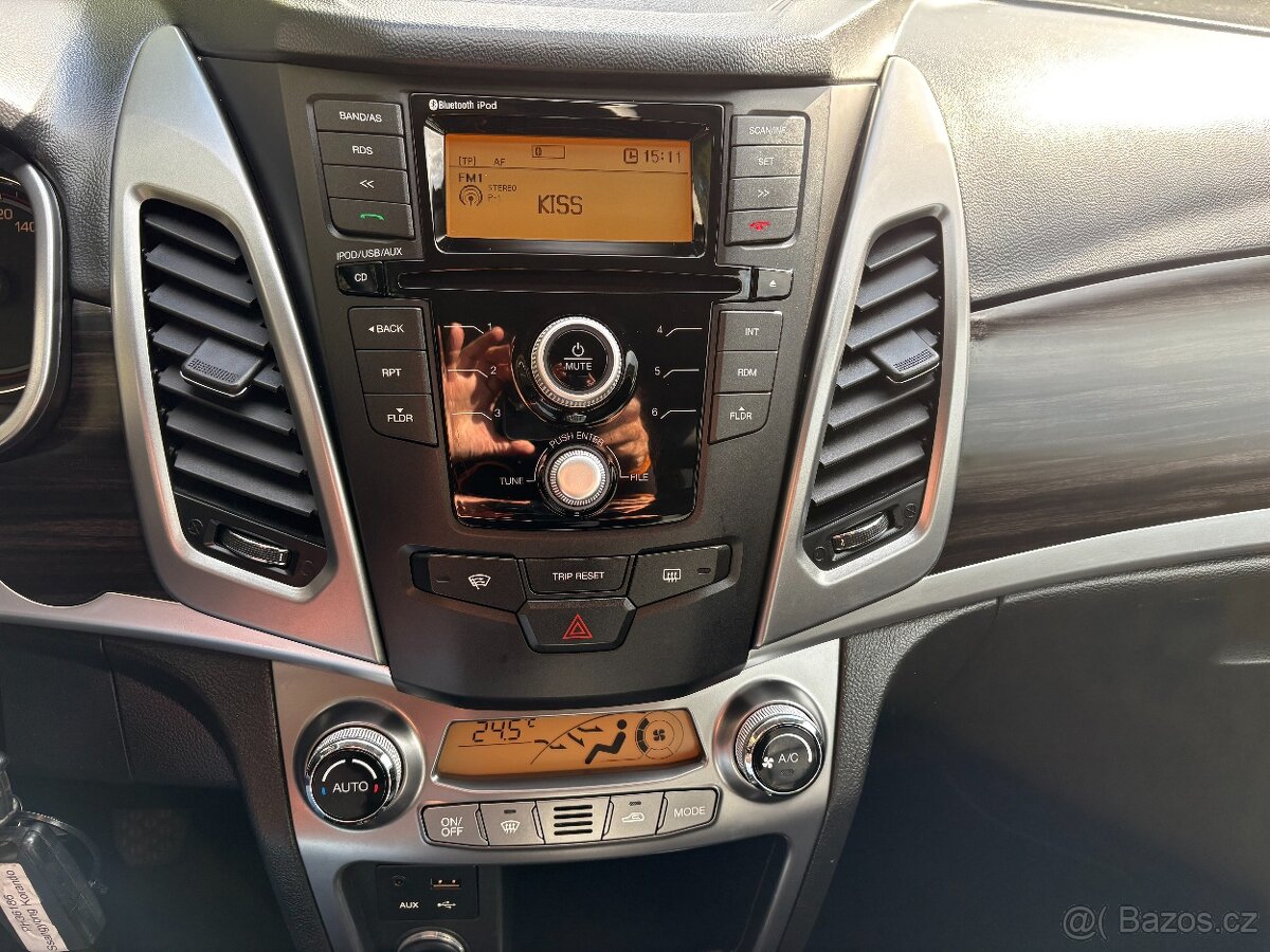 Ssangyong Korando 2.0 D Sapphire 4x4 - 13