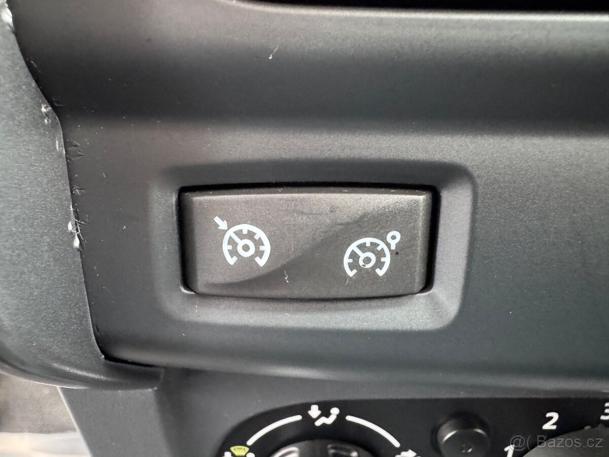 Dacia Duster 1,5 Dci 4x4 Laureate - 13