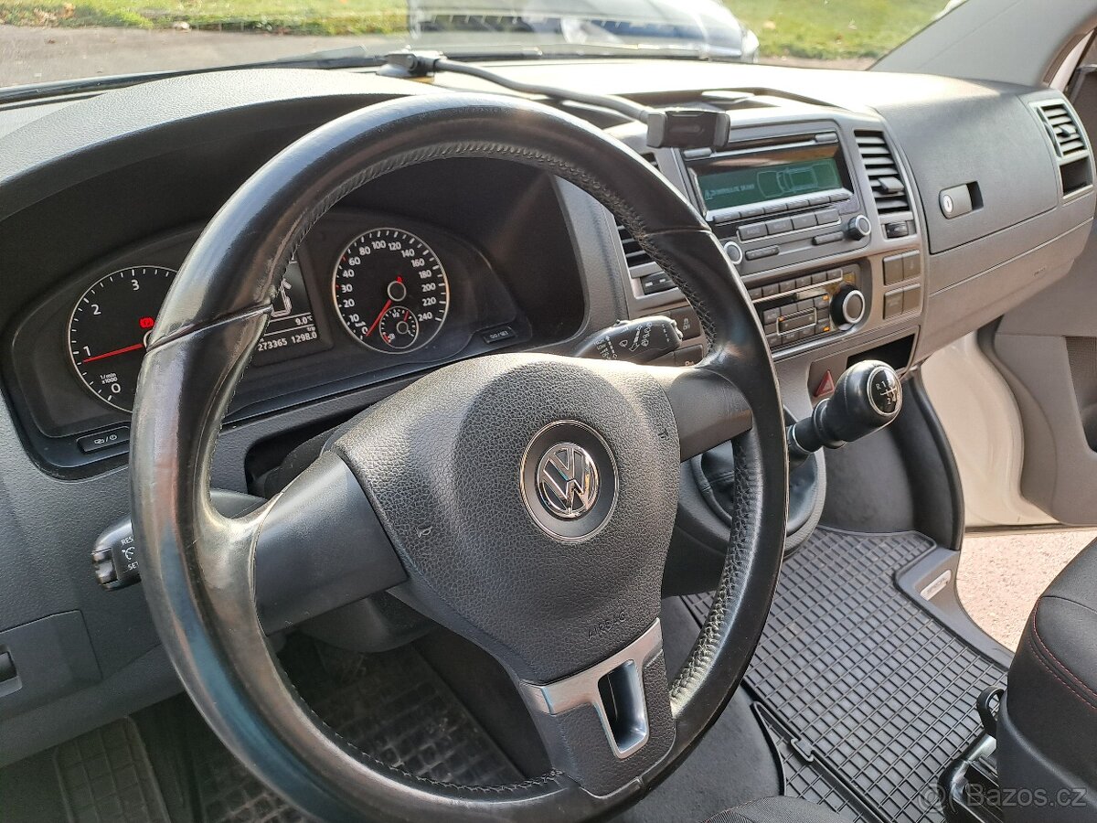 Volkswagen T5 Multivan 2,0 TDI, 103kW - 13