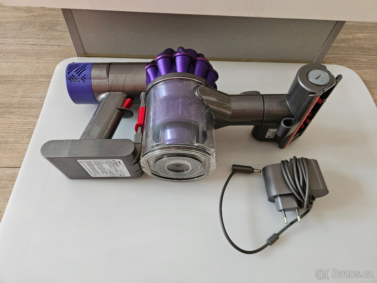 Prodám ruční AKU vysavač Dison - 13