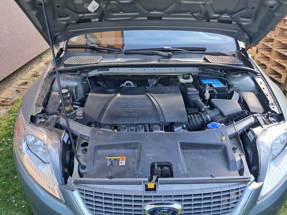 Ford mondeo 2.0i - 13