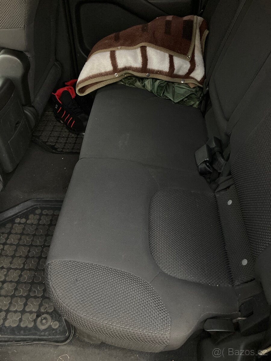 Nissan Navara D40, 128kW, 2006, Hardtop - 13