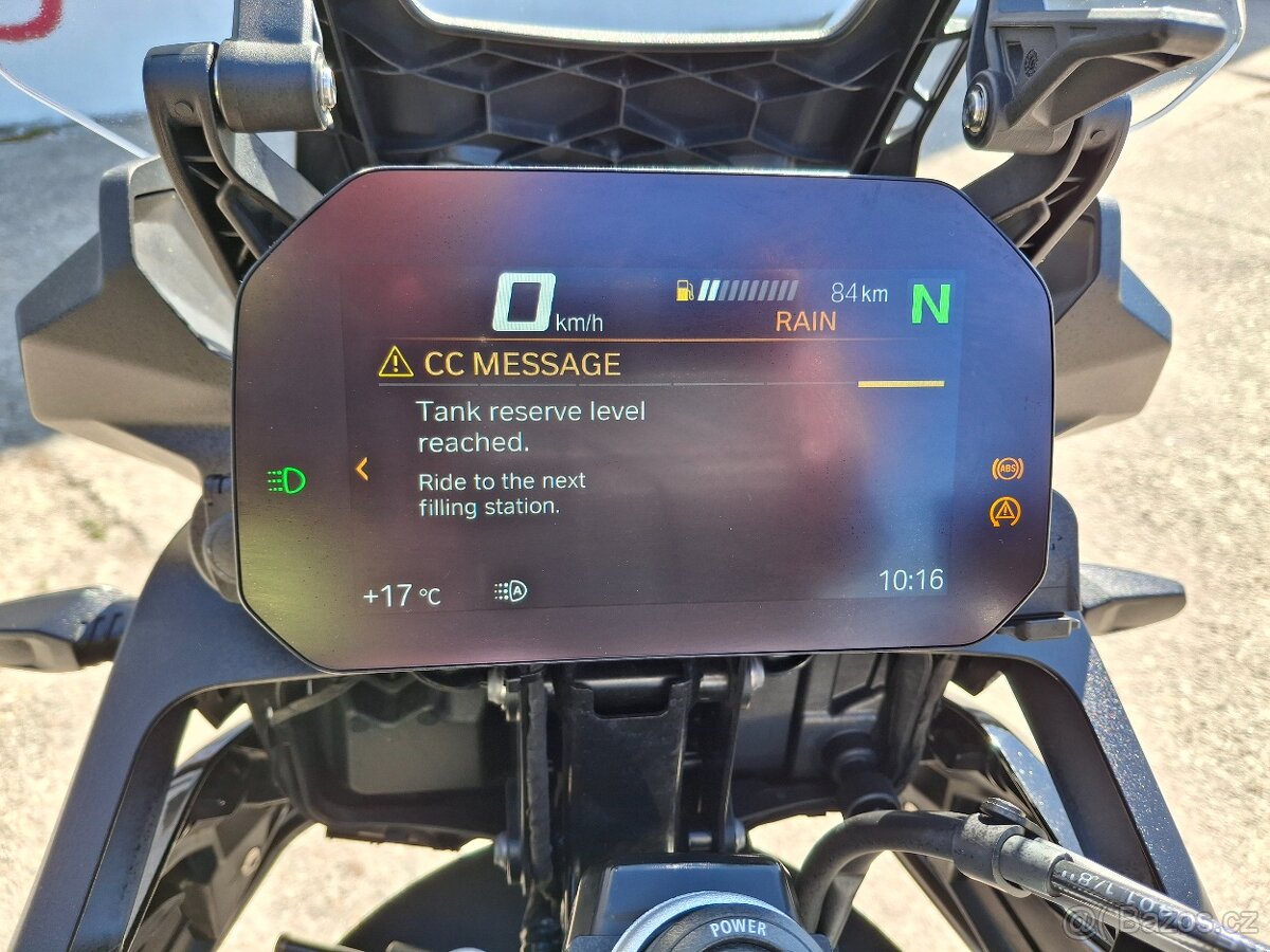 BMW F750GS - 13