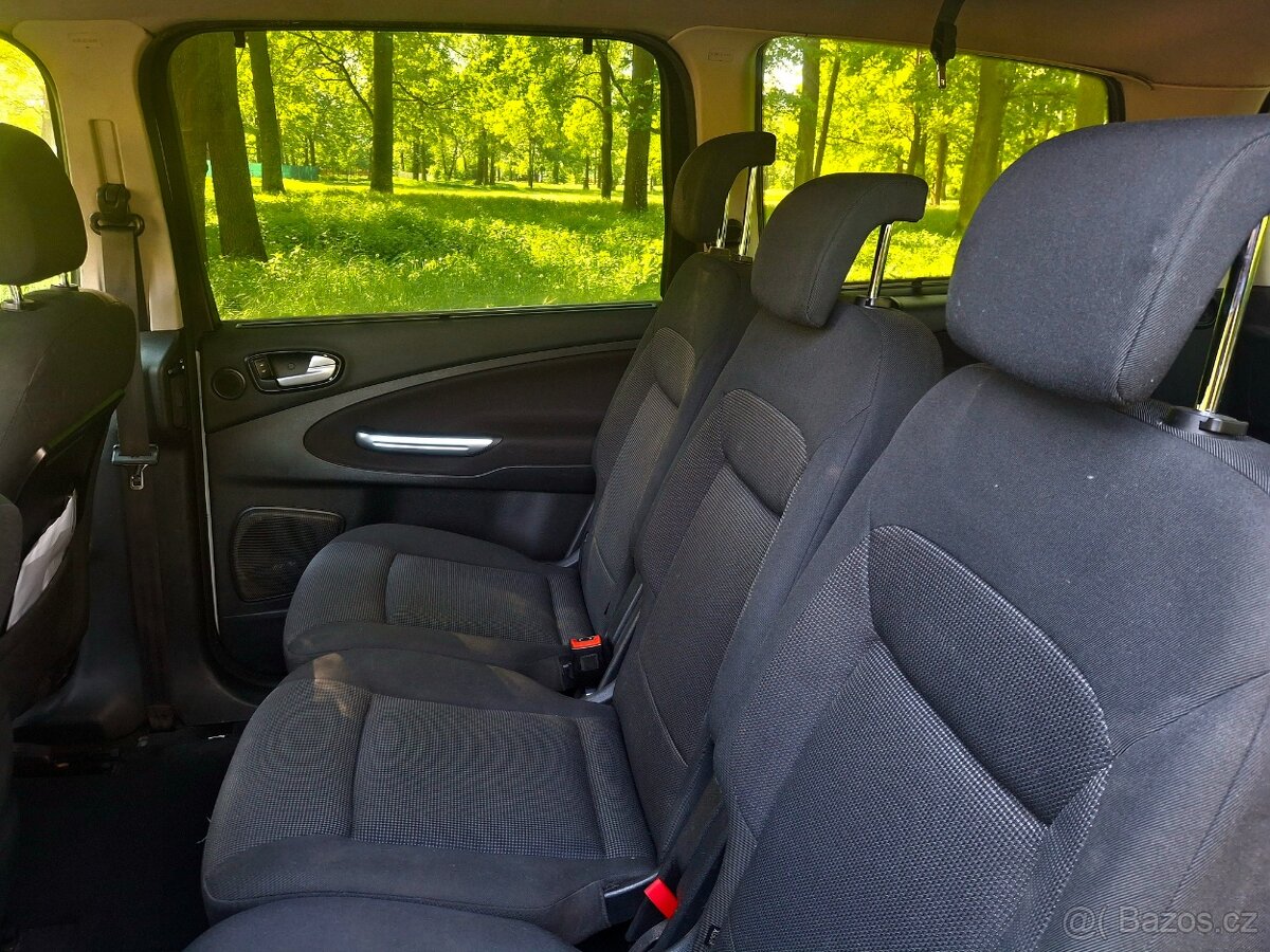 Ford Galaxy 2.0 TDCi Titanium 7.míst webasto - 13