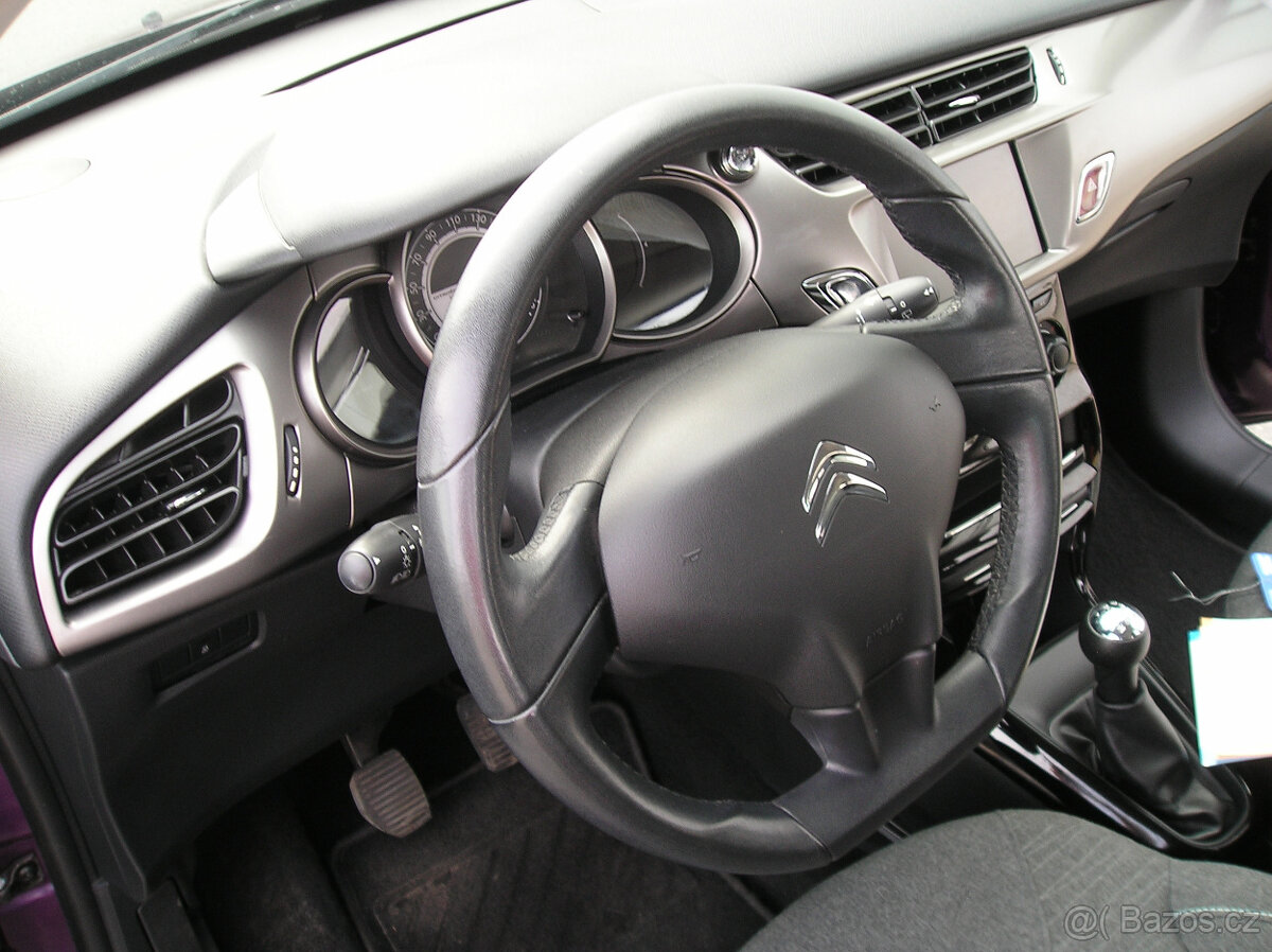 CITROEN C3 1.2 Pure Tech 60KW RV-12/2016 - 13