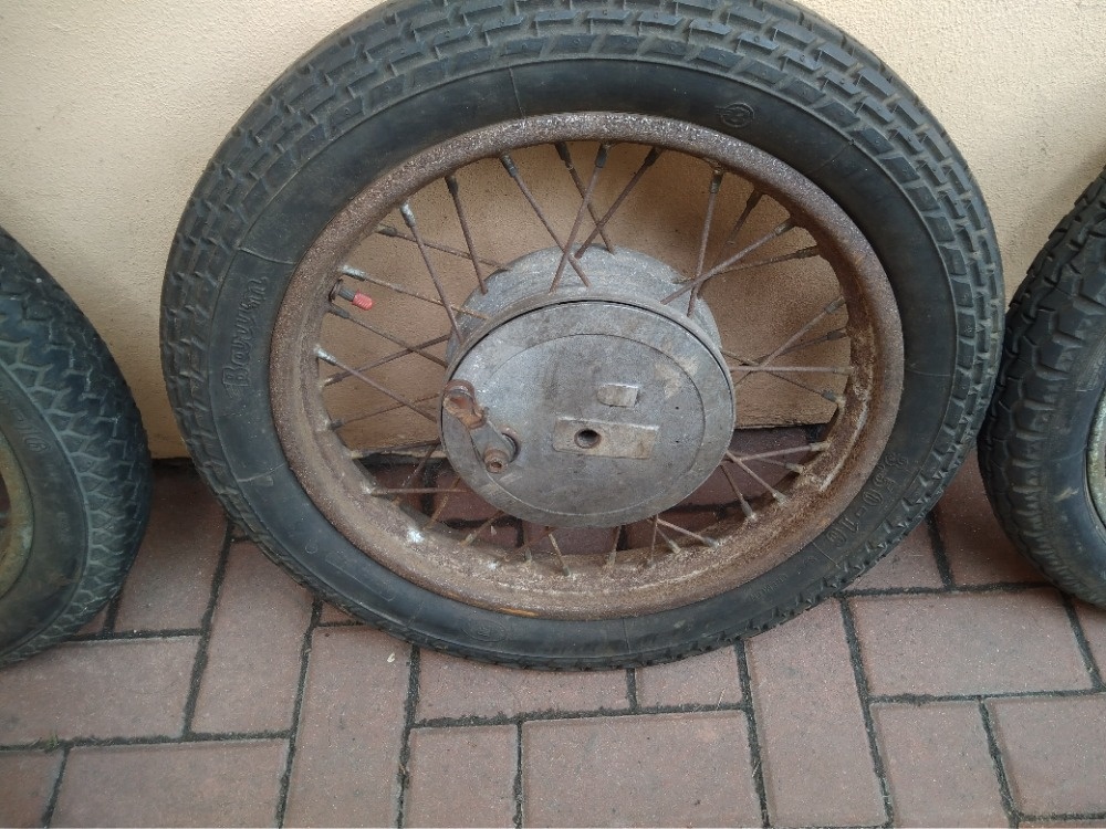 JAWA kompletní kola 16“ (3 ks) originál i původní stav - 13