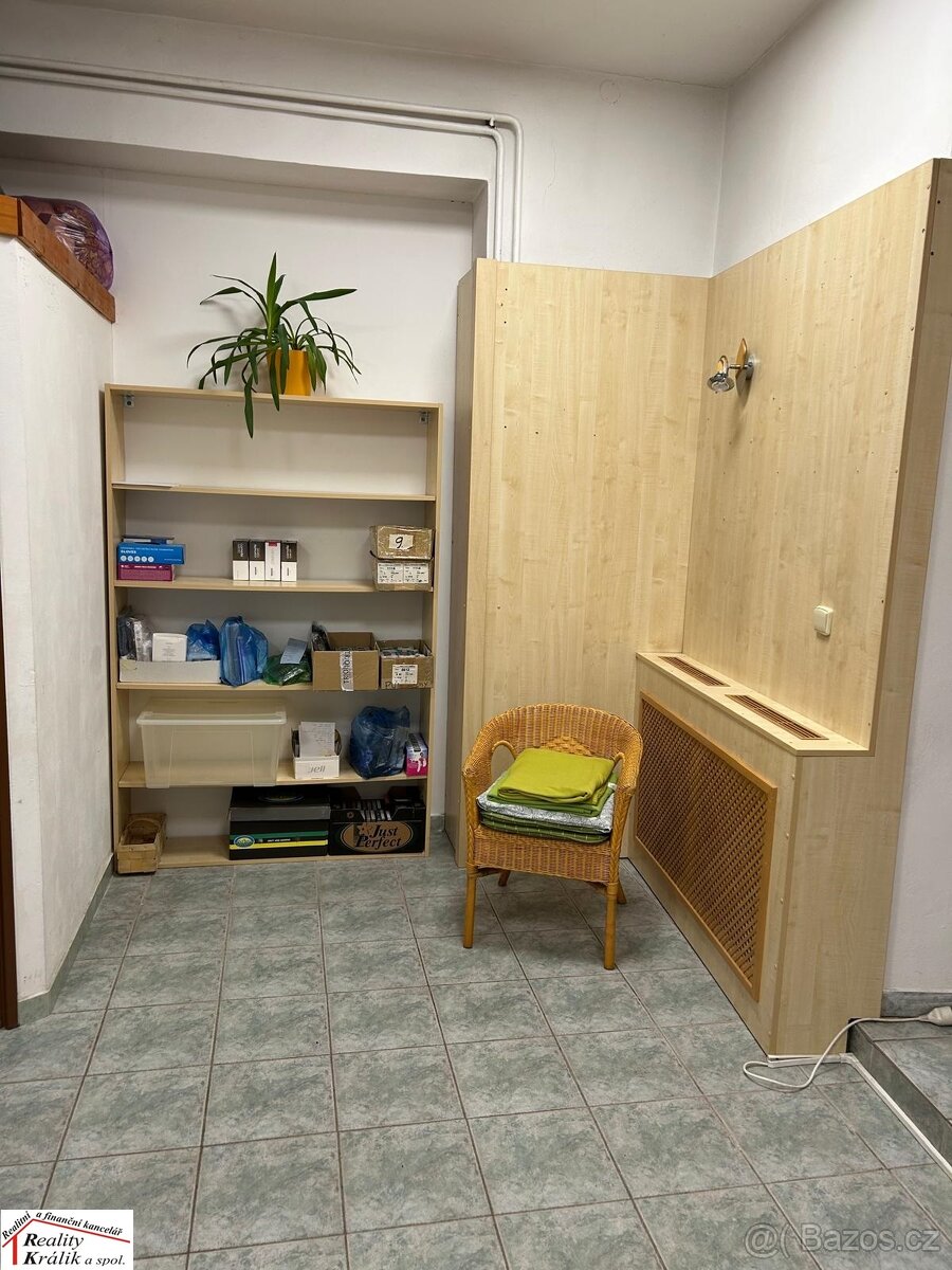 Prodej obchodních prostor v blízkosti centra Kutné Hory - 13