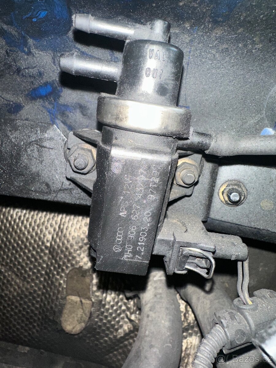 Náhradní díly golf 4 1.9 TDi - 13