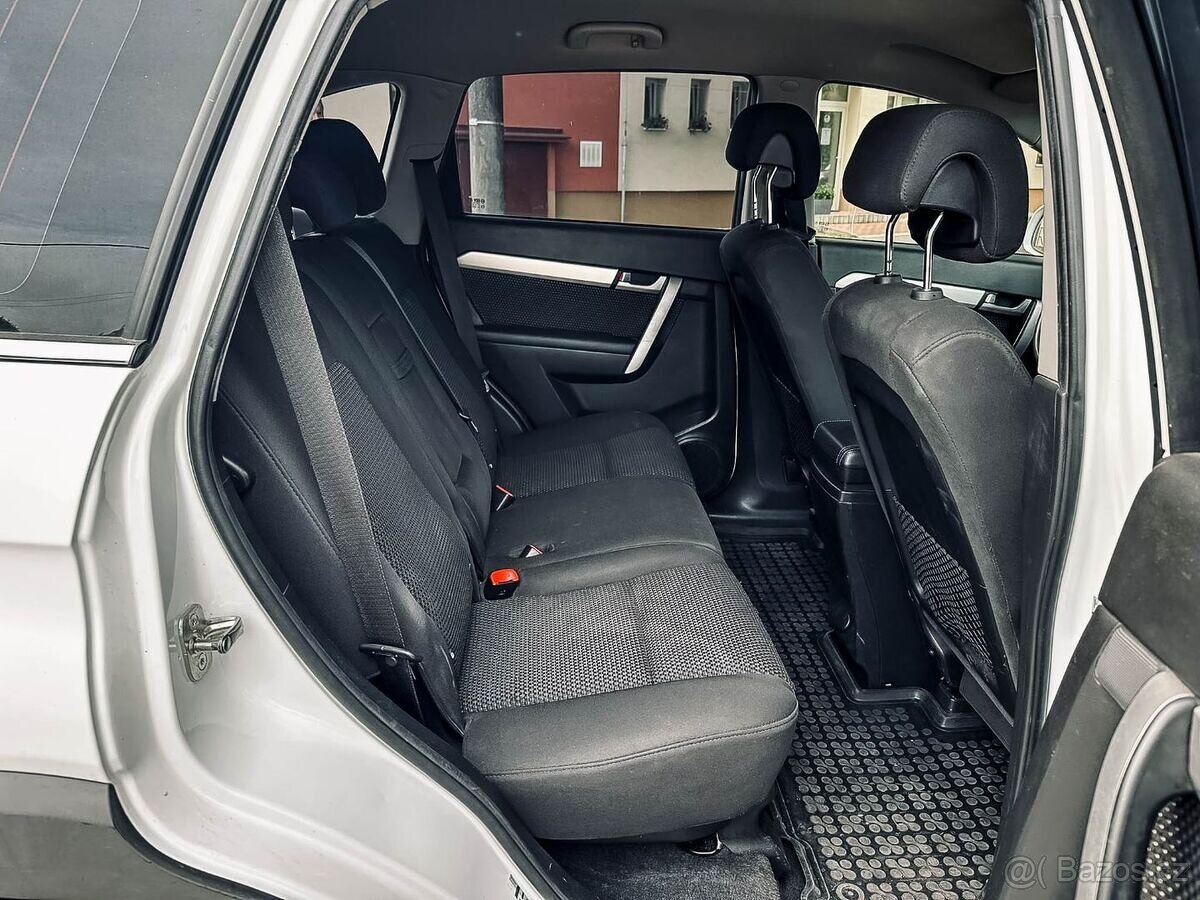 Chevrolet Captiva 2.2 D LS - 13