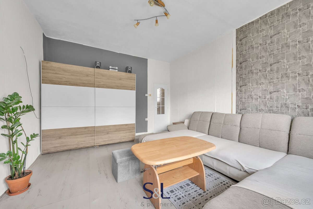 Prodej bytu 2+1 47 m², Velké Březno - Valtířov, ev.č. 01338 - 13