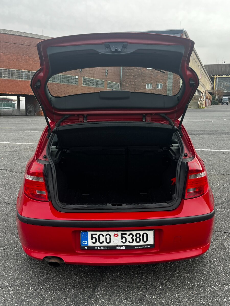 BMW řady 1 (116i) - benzin 2.0L, 90kW, rok 2009 - 13