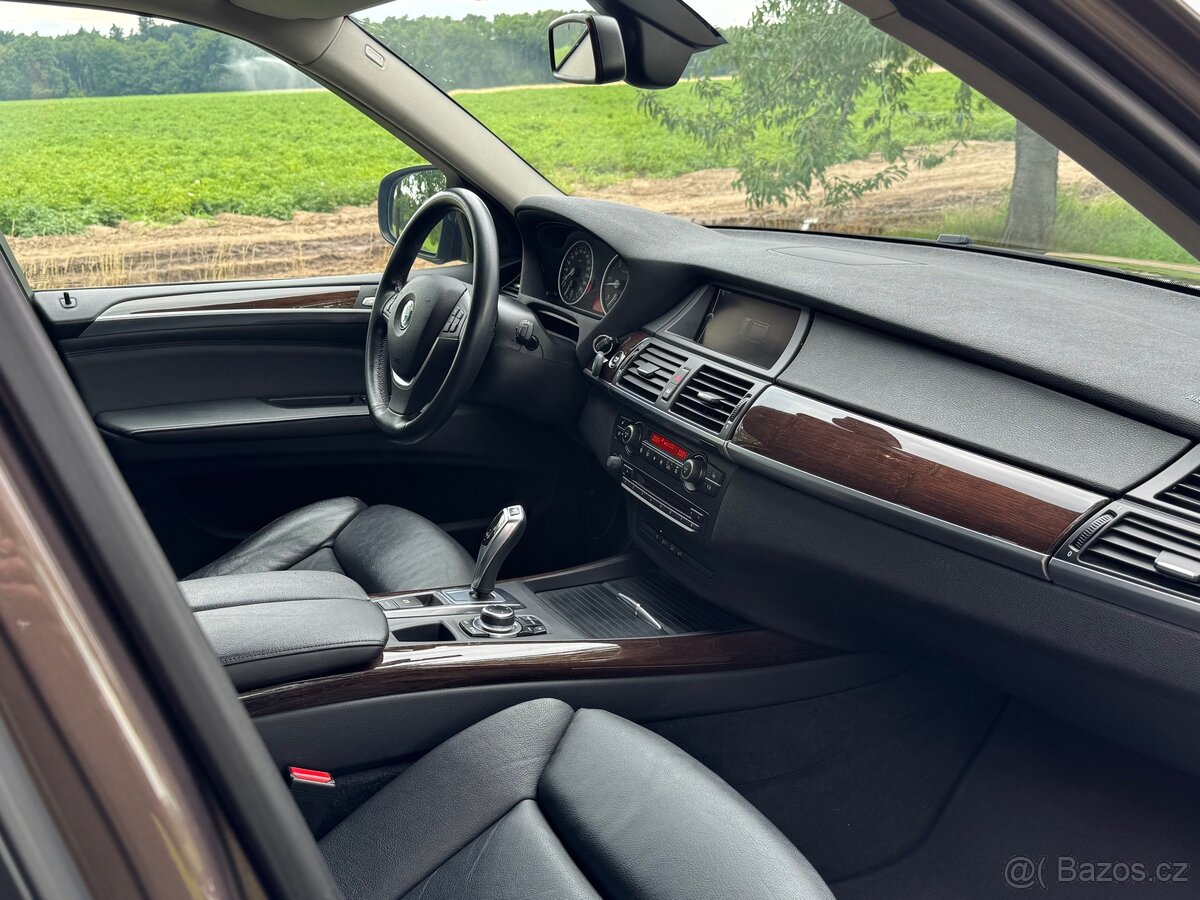 BMW X5 xDrive30d - 13