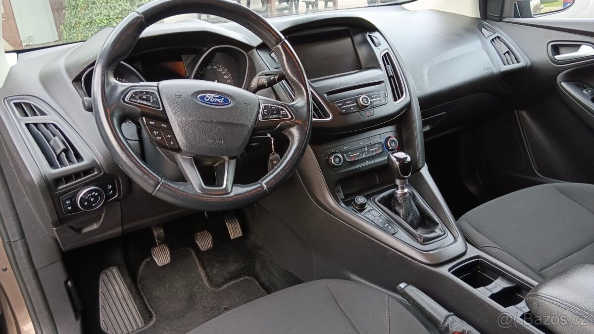 Ford Focus 1.0 I 92 KW - 13