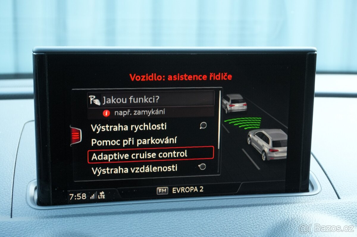 Audi RS3 Sportback 2.5 TFSI 294 kW, Kamera, B&O, ACC - 13