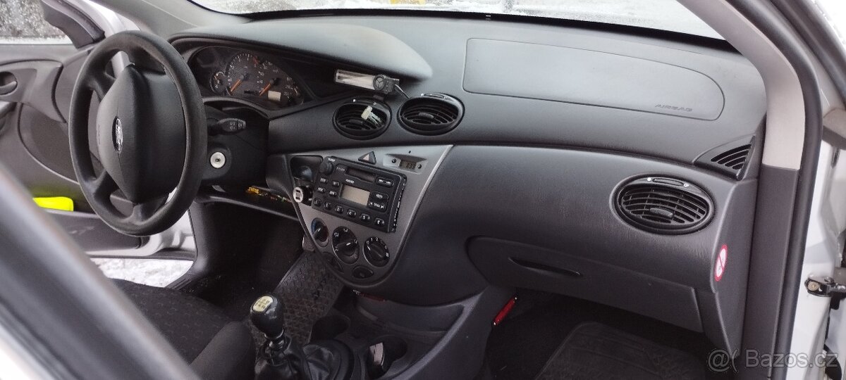 Ford Focus 1.8tddi - 13