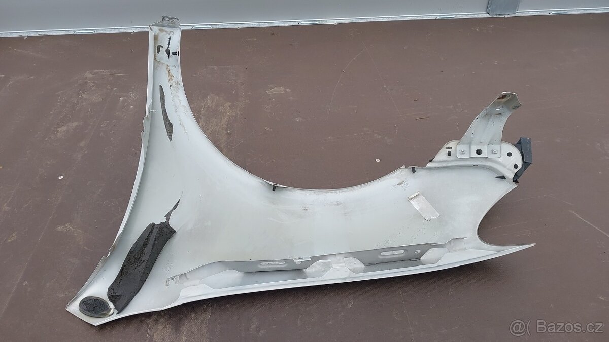 VW GOLF 6 - Blatník PP bílý LB9A - 13