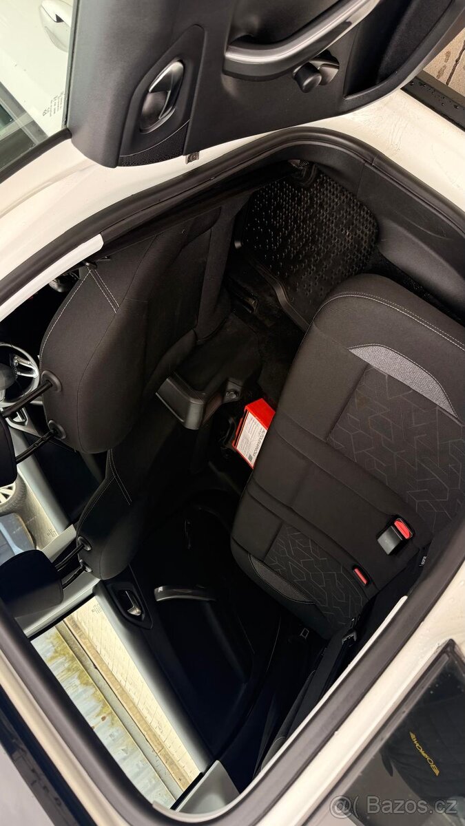 Peugeot 2008, 1.2 PureTech 60kW - 13