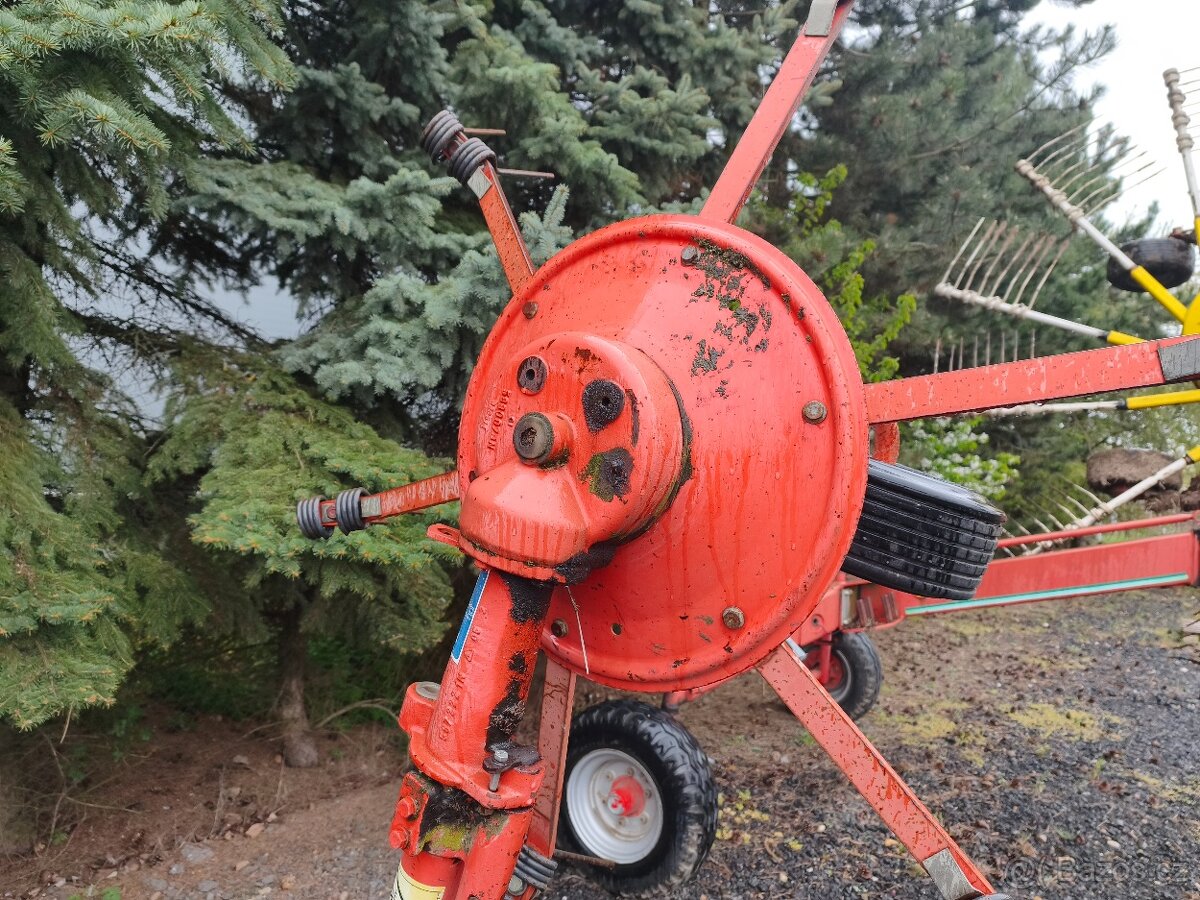 Obraceč Kuhn GF502 - 13