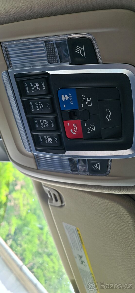 Dodge RAM Laramie top vybava LPG DPH - 13
