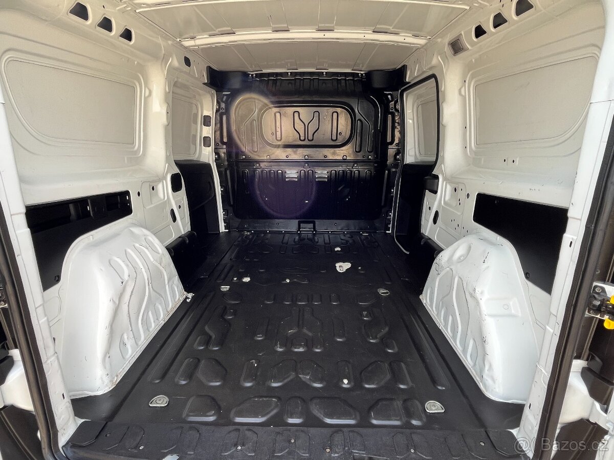 Opel Combo, 1.6 CDTi 77kWCZ - 13