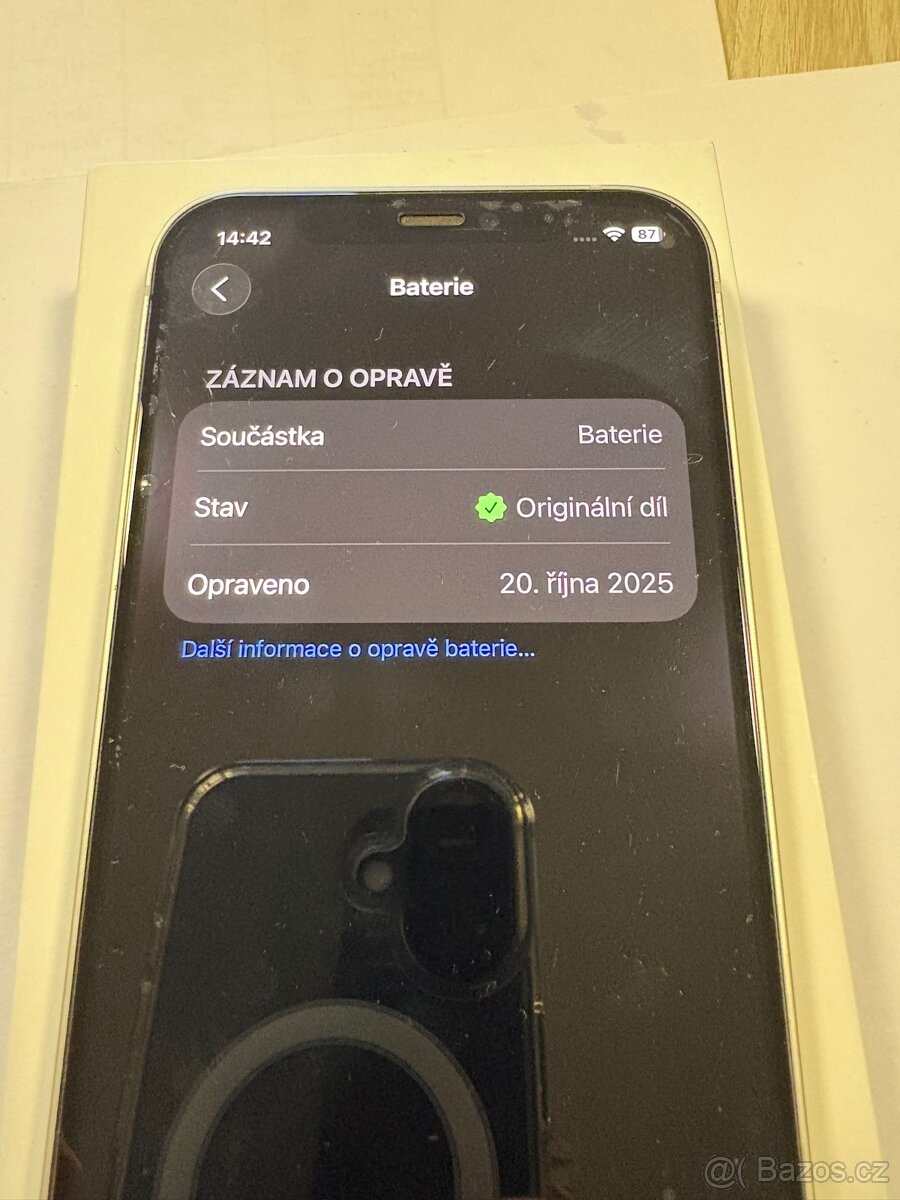 IPhone 12 128gb bílý - 13