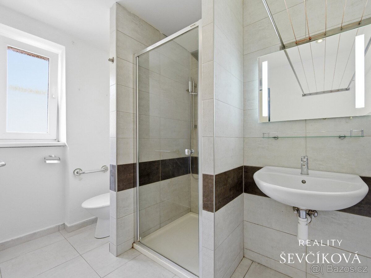 Prodej bytu 2+1 v širším centru, 62 m2 - 13