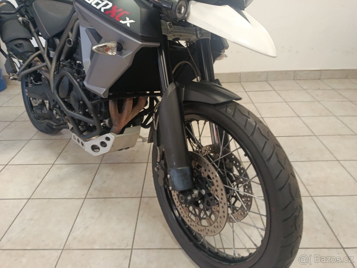 Triumph Tiger 800 xc - 13