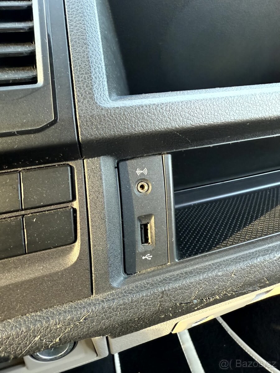 Volkswagen T6 2.0 TDI 84 kW - 13