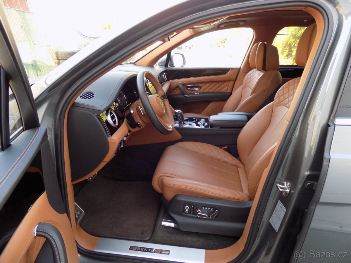 Bentley Bentayga V12/4WD/Night Vision/PANO/ - 13