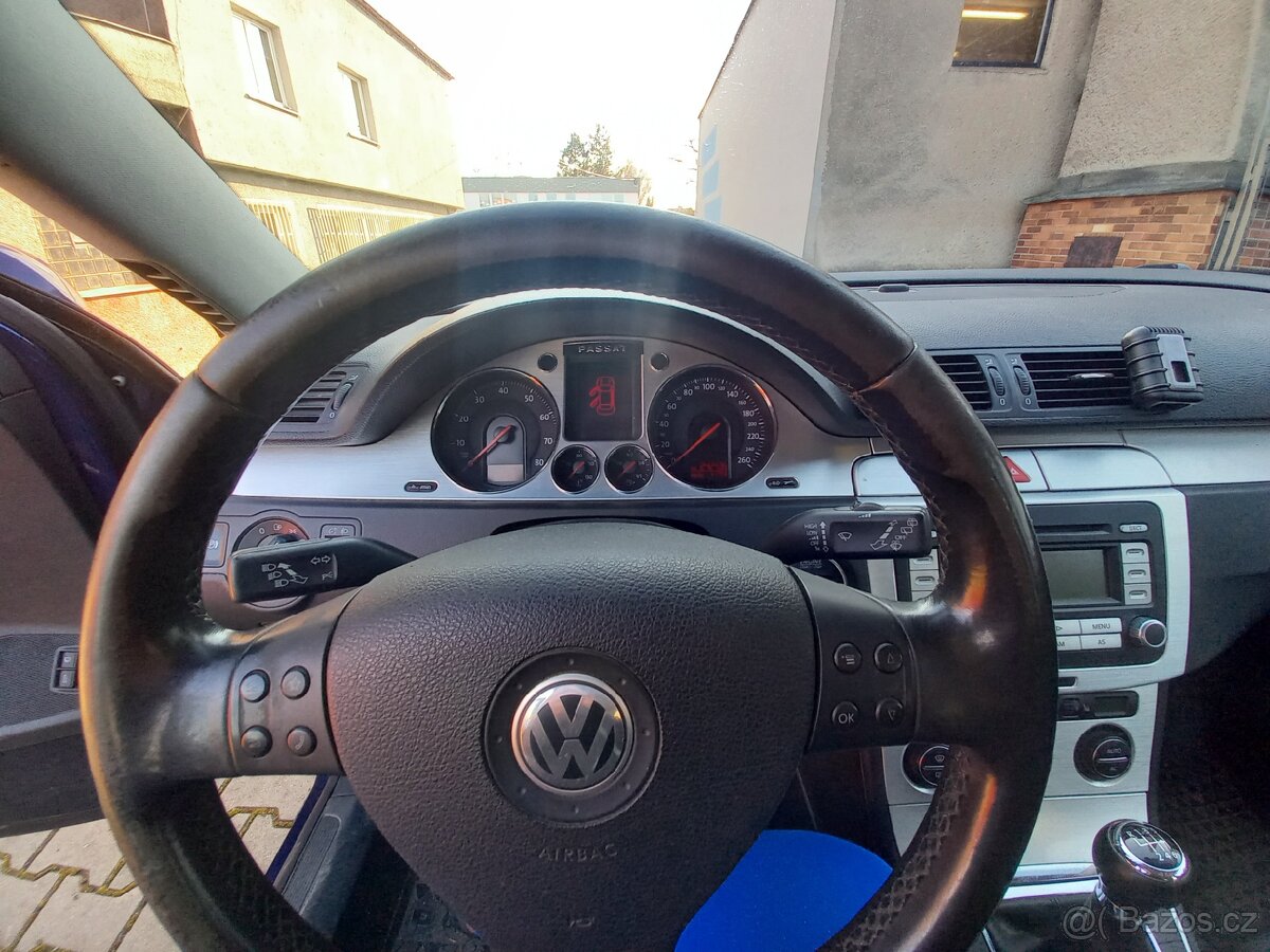 Volkswagen Passat B6 2.0Fsi 110kw 4x4 rok 2007 - 13
