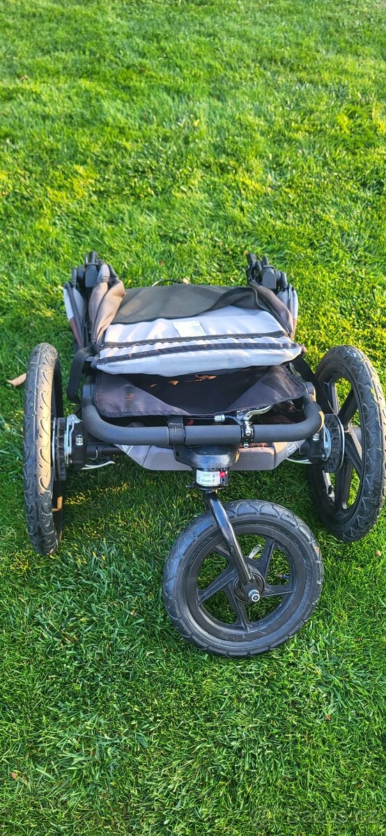 Britax Römer BOB Revolution PRO - 13