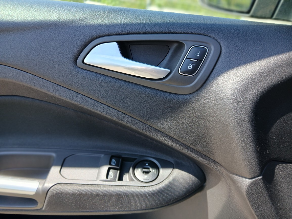 Ford C-Max 1,0 Ecoboost 87 tis Km - 13
