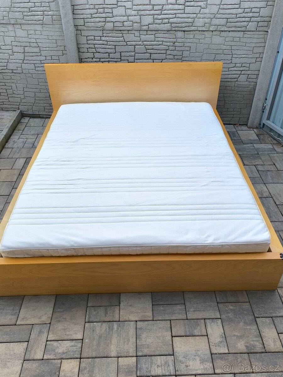 Prodám manželskou postel + Matrací 160cm x 200cm - 13